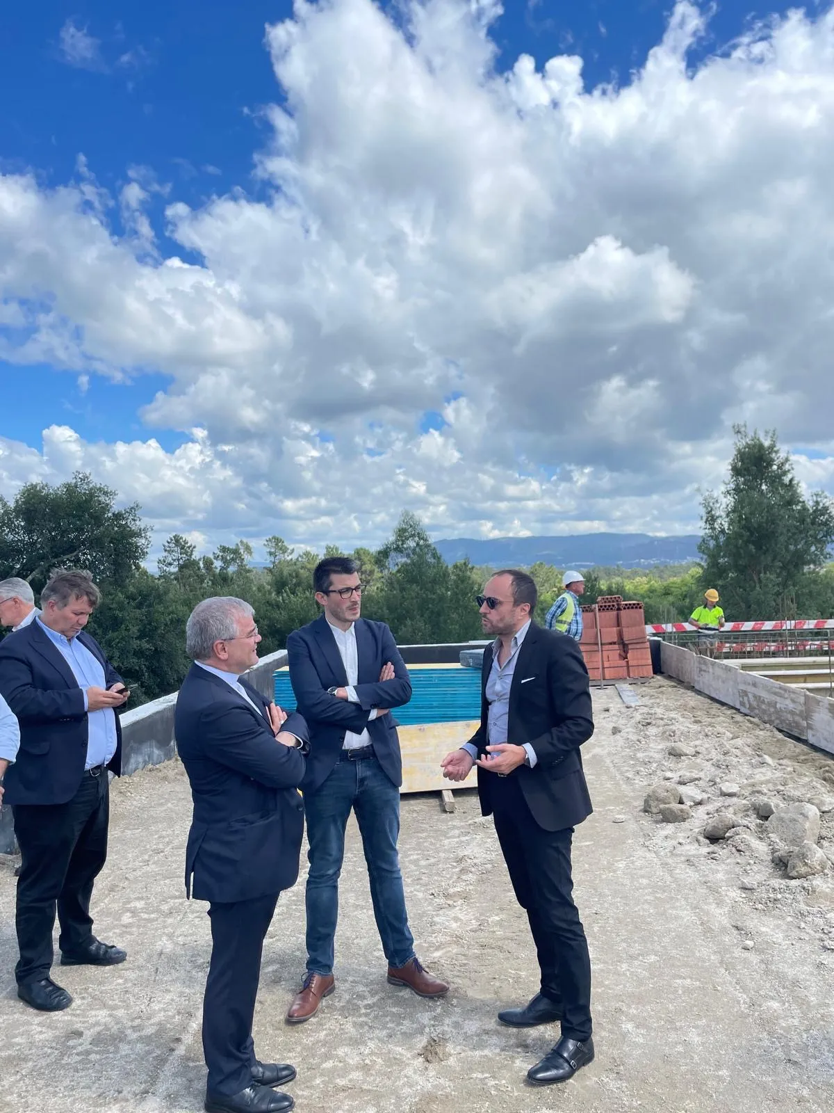 D. José Cordeiro, Arcebispo Primaz de Braga, visita obra ERPI no Alívio